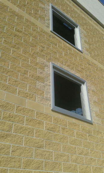 finestre in alluminio con imbotte interna ed esterna 02